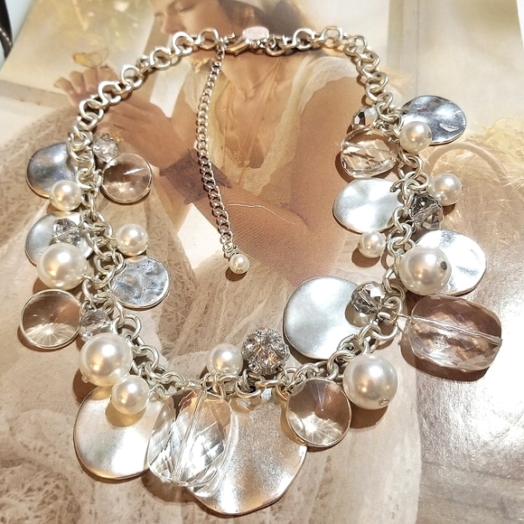 White House Black Market Jewelry - White House Black Market Bobble Necklace